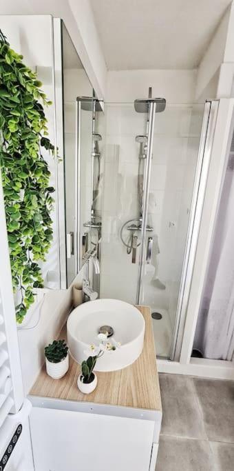 New #Boheme Chic# Pied De La Cite #2 Apartment Carcassonne Exterior foto