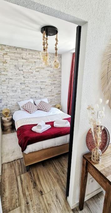 New #Boheme Chic# Pied De La Cite #2 Apartment Carcassonne Exterior foto